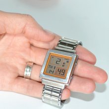 Casio Futurist Ladies Digital Watch La2000d Stainless Steel