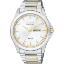 Citizen Eco-drive Mens Wristwatch Water-resistant 100m $275 Retail