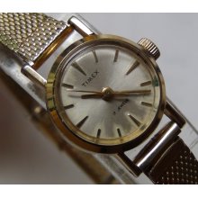 1970' Timex Ladies 17Jwl Gold Watch w/ Gold Bracelet - Unique and Rare