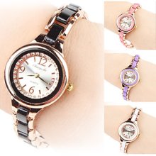 Analog Women's Alloy Quartz Bracelet Watch (Gold)