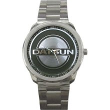 1971 Nissan Datsun 240ZX Fairlady Sport Car Logo Metal Watch bgmtl