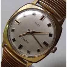 1971 Timex Men's Gold Electric Watch w/ Bracelet