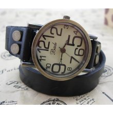 Round Dial Unique Genuine Leather Long Botton Strap Quartz Men's Watch