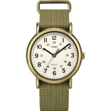 Timex Men's T2N894 Weekender Slip-Thru Olive Green Nylon Strap Watch