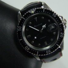 Vintage 70's Bulova Diver Black Dail Date Automatic Man's Watch