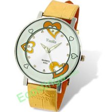 Girls' Sweet Heart Pattern Dial Golden Watchband Wrist Watch