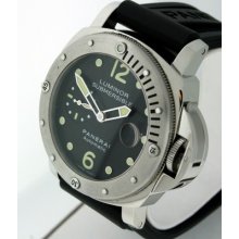 Panerai Luminor Submersible Pam00024 Stainless Steel Gent's Diving Watch.