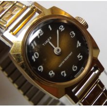 1976 Timex Ladies Gold Tiger Eye Dial Watch w/ Bracelet