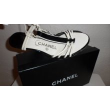 chanel black and white wrap up your leg design heels classic colors with a real unique twist size 7 or 37 italian