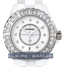 Chanel J12 33mm Quartz (White - Diamond Bezel)