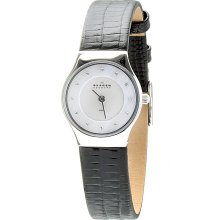 Skagen Women's Black Leather Watch (Skagen Women's Black Leather Band MOP Dial Watch)