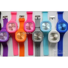 25pcs/lot Unisex's Fashion Watches Square Shape Silicon Quartz Sport