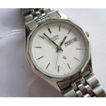 Citizen Base Metal White Dial Gents Quartz Watch Running