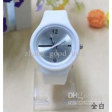 Hottest Fashion Leather Strap Wrist Quartz Digital Watch Watches 10