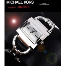 Michael Kors Ladie's Exclusive Collection Time Piece Watch Mk3070