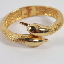 Swan Bird Castlecliff Hinged Clamper Bracelet 60s Vintage Jewelry Gold Tone