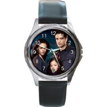 Twilight Edward Bella Renesmee Unisex Round Metal Watch Gift model 36408856 - Metal