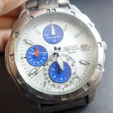 V657 Vintage Seiko Chronograph Quartz Men Watch.