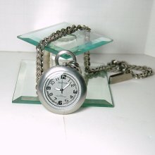 Working Vintage Kenneth Cole Reaction Quartz Pocket Watch with Chain