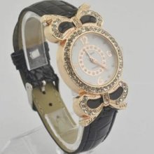 1pc Fashion Epidermis With Bowknot Dial Quartz Watch Pink Black White Blue