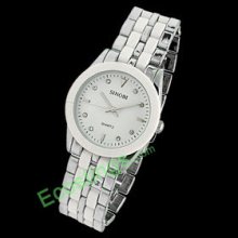 3 Hands Round Steel Quartz Man Watch