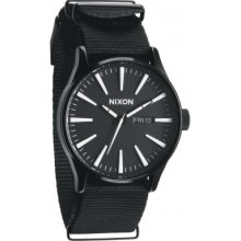 A027-2148 Nixon Mens Sentry All Black Watch