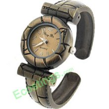 Good Jewelry Bangle Quartz Watch Round Shape Watchcase - Bronzy