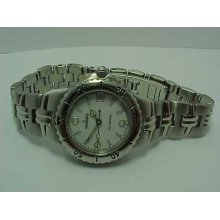 Movado 200 Meters Divers Watch Quartz Ladies Stainless Steeel