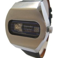 New old stock mechanical digital Gigandet 11210 waterproof stainless steel Swiss watch