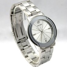 Pop Silver Wilon Radial Lines Pattern Women Stainless Steel Quartz Wrist Watch