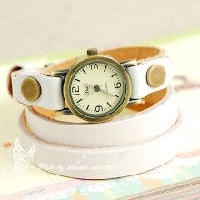 Simple Design Genuine Leather Round Dial Quartz Women Watch Elegant White R