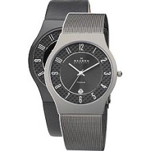 Skagen Men's Steel & Titanium Box set #233CARBON-SET- Watch