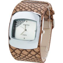 Skin Women's Snake Style PU Leather Band Analog Quartz Wrist Watch (Brown)