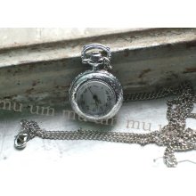 Transparent Necklace Pendant New Mini Pocket Watch Glass Quartz Wp141