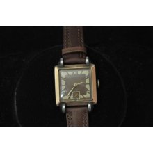 Vintage Mens Swiss Geneve Wristwatch Caliber 704 Running