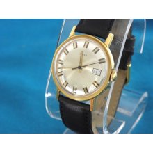 Vintage Timex 1970's Mens Windup Gold Tone Calendar Watch