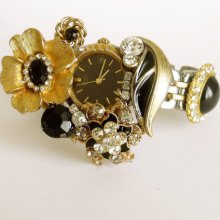 Works... Vintage Seiko ladies watch Rhinestones flowers revamped 80s