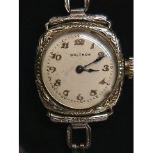 Wristwatch Ladies Waltham 17 Jewels Wrist Watch