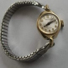 6 Vintage Wristwatch 2 Waltham 1 Timex 1 Unichron 1 Westlox Ladies 1 Casio Men