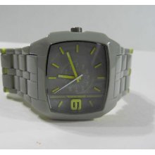 Diesel 5 Bar Gray Plastic Bracelet Men's Watch Dz1552