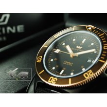 Glycine Watch Combat Sub Golden Eye Automatic 3863.399