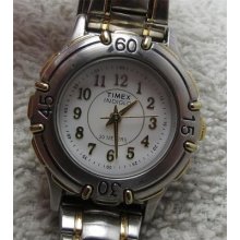 Nice Ladies Timex Indiglo Quartz Watch....must Lk ..very Cool . Clean