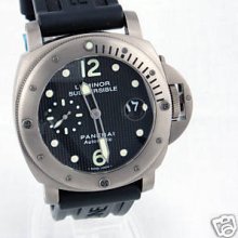 Panerai Pam 25 025 Luminor Submersible Titanium 44mm