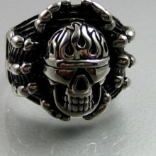 Unique Biker Stainless Steel Spider Skull Mens Ring