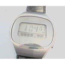 Vintage 70's Bulova Lcd Quartz Watch Runs 4u2fix