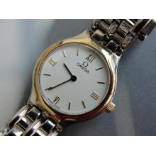 Women's Omega Quartz White Dial 18k Gold Bezel Super Excellent