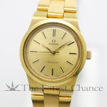 Women's Vintage Hand-winding Omega Wristwatch (+45sec/day)