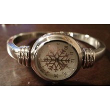 Christmas Winter Silver Tone Skiing Snowflake Cuff Style Quartz Watch Works