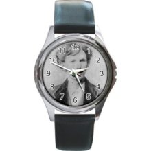 Doc Holliday Round Shaped Leather Band Metal Watch