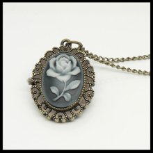 Freeship Vintage Rose Necklace Pendant Brass Quartz Pocket Watch W051